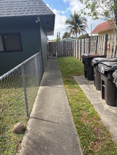 4040 NW 31st Terrace, Lauderdale Lakes, FL 33309 Photo