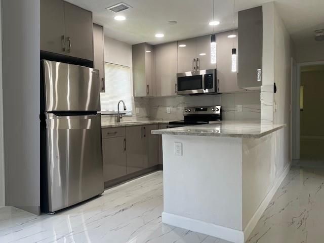 4040 NW 31st Terrace, Lauderdale Lakes, FL 33309 Photo