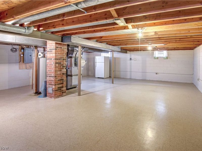 14398 Sheldon Road, Brook Park, OH 44142 Photo 16