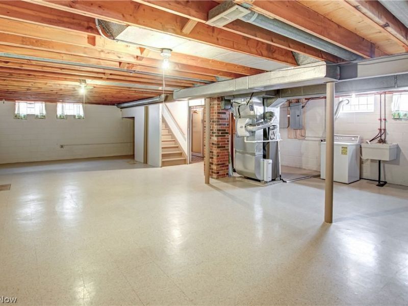 14398 Sheldon Road, Brook Park, OH 44142 Photo 17