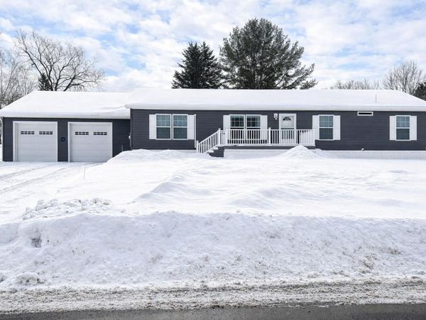 53 University Street, Presque Isle, ME 04769