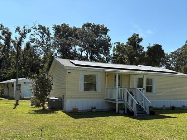 8269 SW 75th Way, Fanning Springs, FL 32693