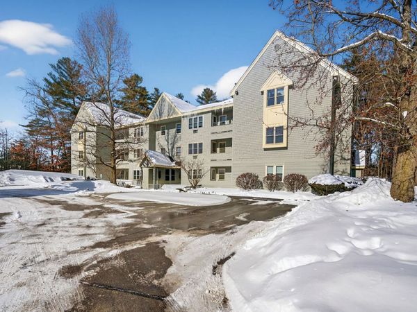 14 Turnbuckle Lane, Unit 27, Merrimack, NH 03054