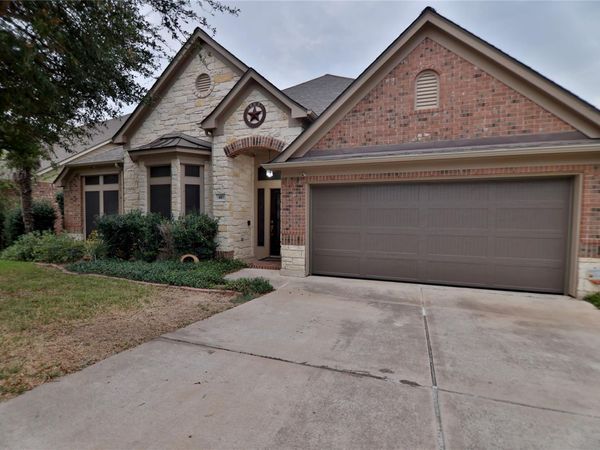 410 Olmos DR, Leander, TX 78641