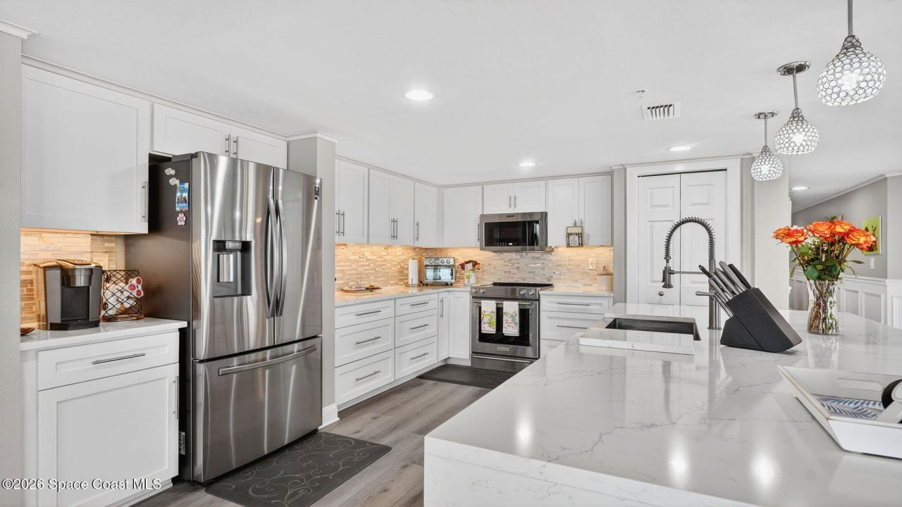 8472 Ridgewood Avenue, Unit 304, Cape Canaveral, FL 32920 Photo