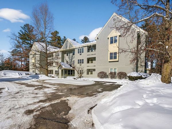 14 Turnbuckle Ln, Unit 27, Merrimack, NH 03054