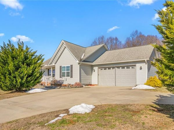 2549 Mary Viola Drive, Sophia, NC 27350