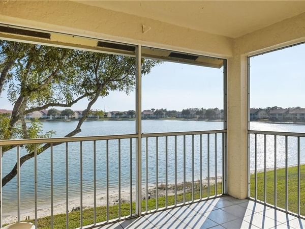 7760 Emerald CIR, Unit S202, NAPLES, FL 34109