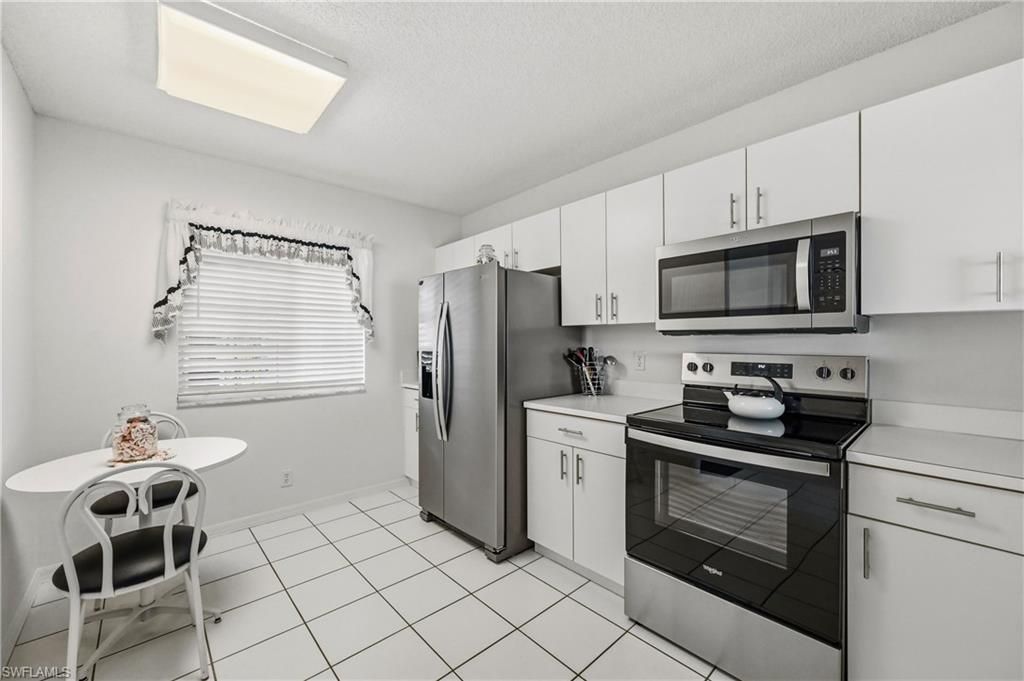 7760 Emerald Cir, Unit S202, Naples, FL 34109 Photo
