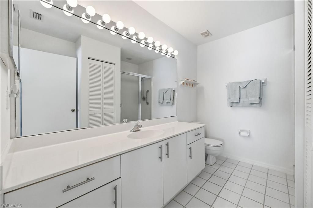 7760 Emerald Cir, Unit S202, Naples, FL 34109 Photo