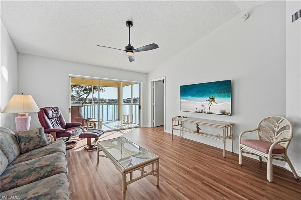 7760 Emerald Cir, Unit S202, Naples, FL 34109 Photo