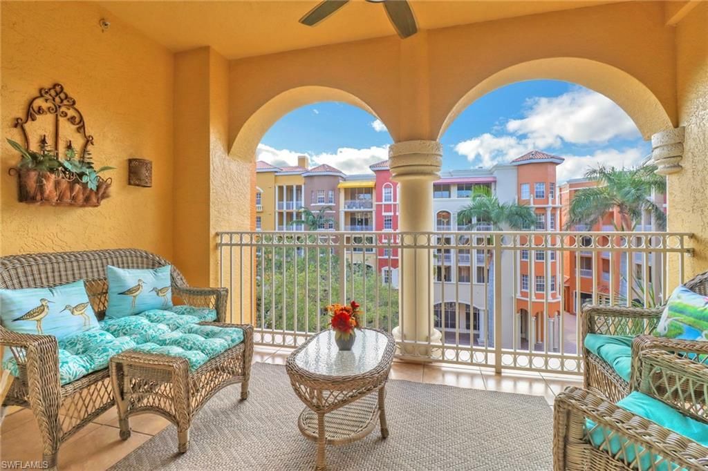 410 Bayfront Pl , Unit 2407, Naples, FL 34102 Photo