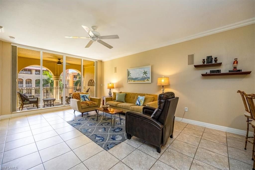 410 Bayfront Pl , Unit 2407, Naples, FL 34102 Photo