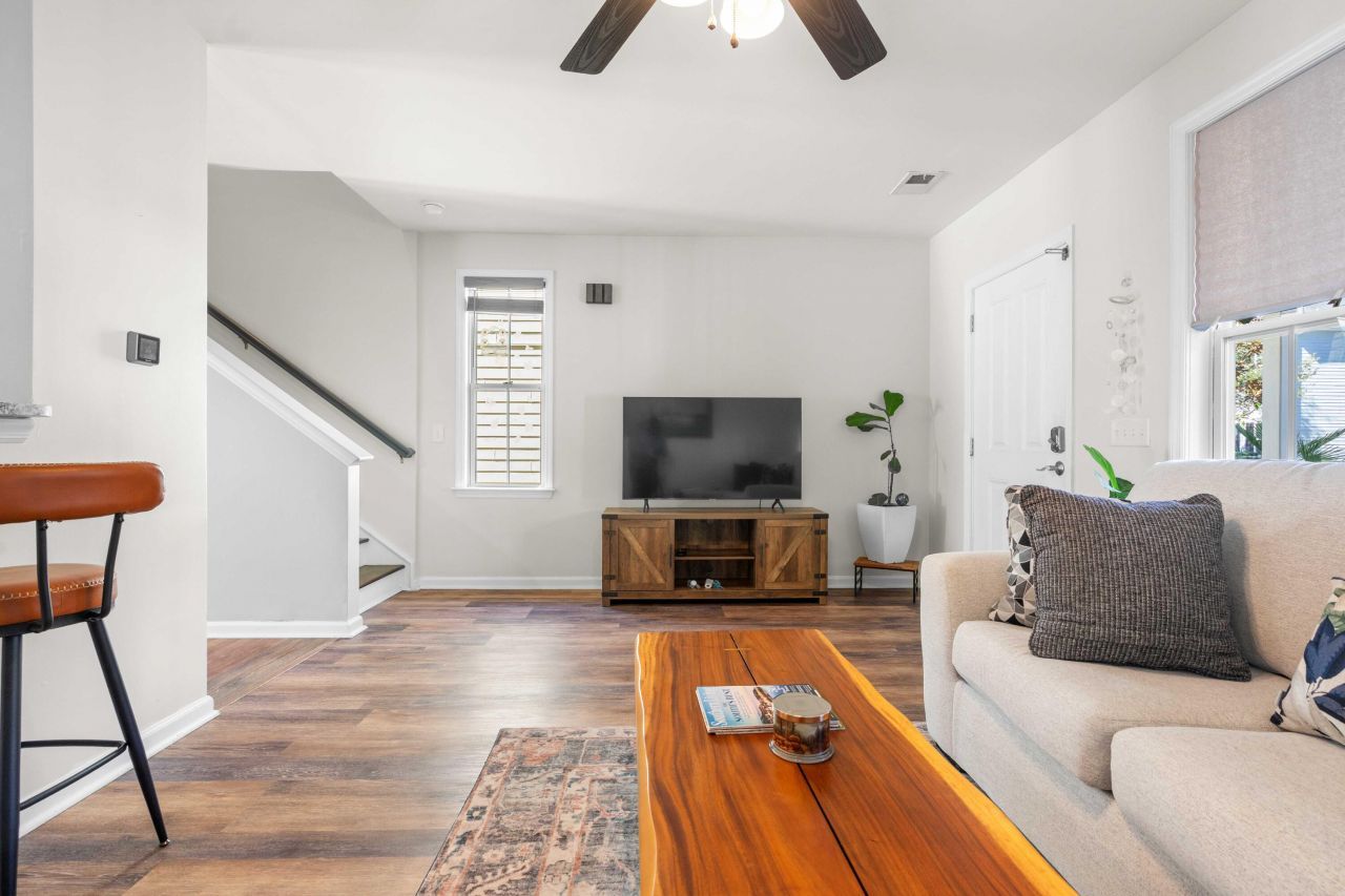 425 Verbena Avenue Photo 30