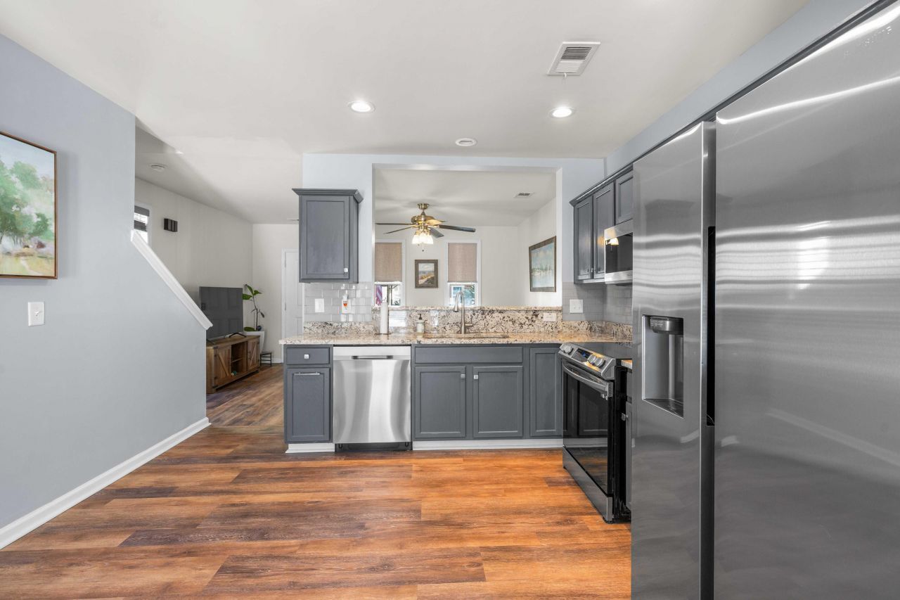 425 Verbena Avenue Photo 7