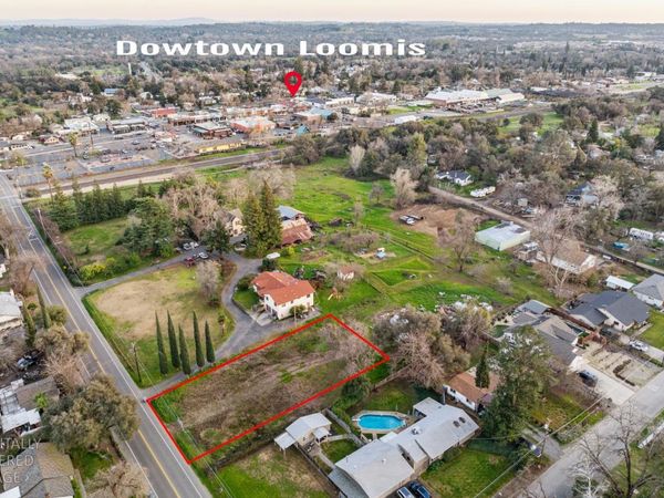 Webb St, Loomis, CA 95650