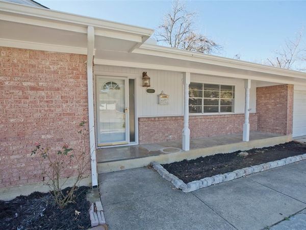 3821 Winifred Drive, Fort Worth, TX 76133