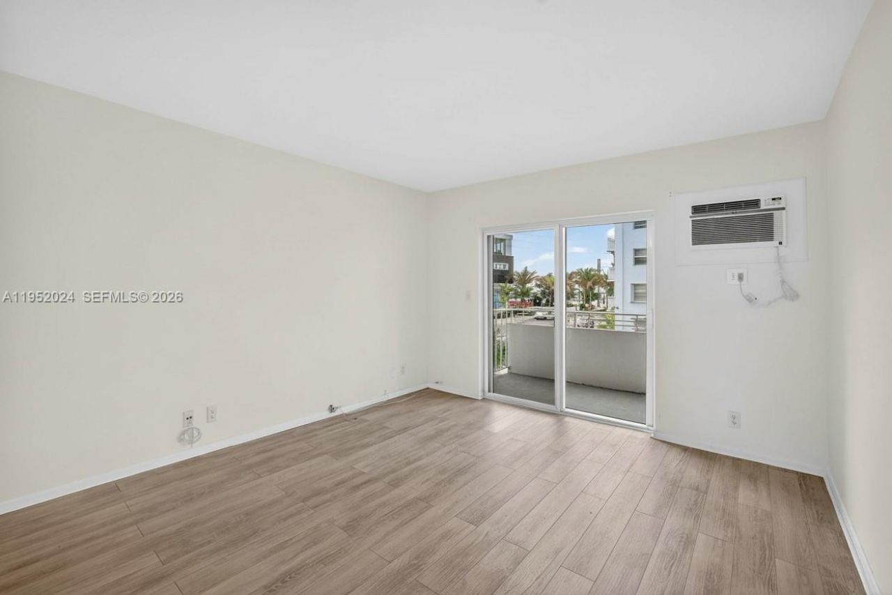 2900 Banyan St, Unit 207, Fort Lauderdale, FL 33316 Photo