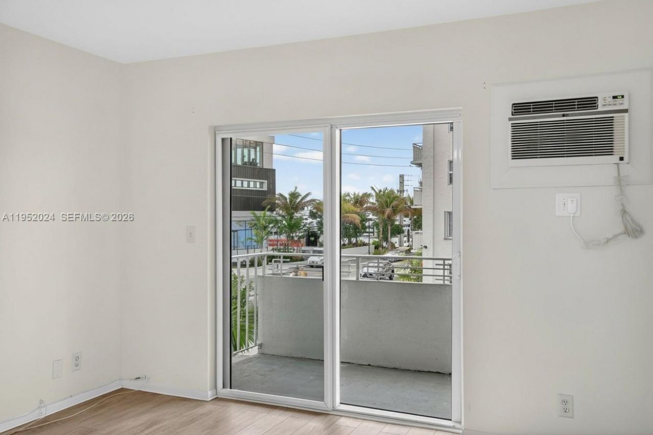 2900 Banyan St, Unit 207, Fort Lauderdale, FL 33316 Photo