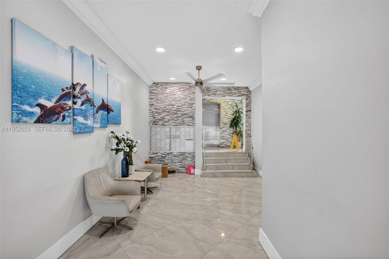 2900 Banyan St, Unit 207, Fort Lauderdale, FL 33316 Photo