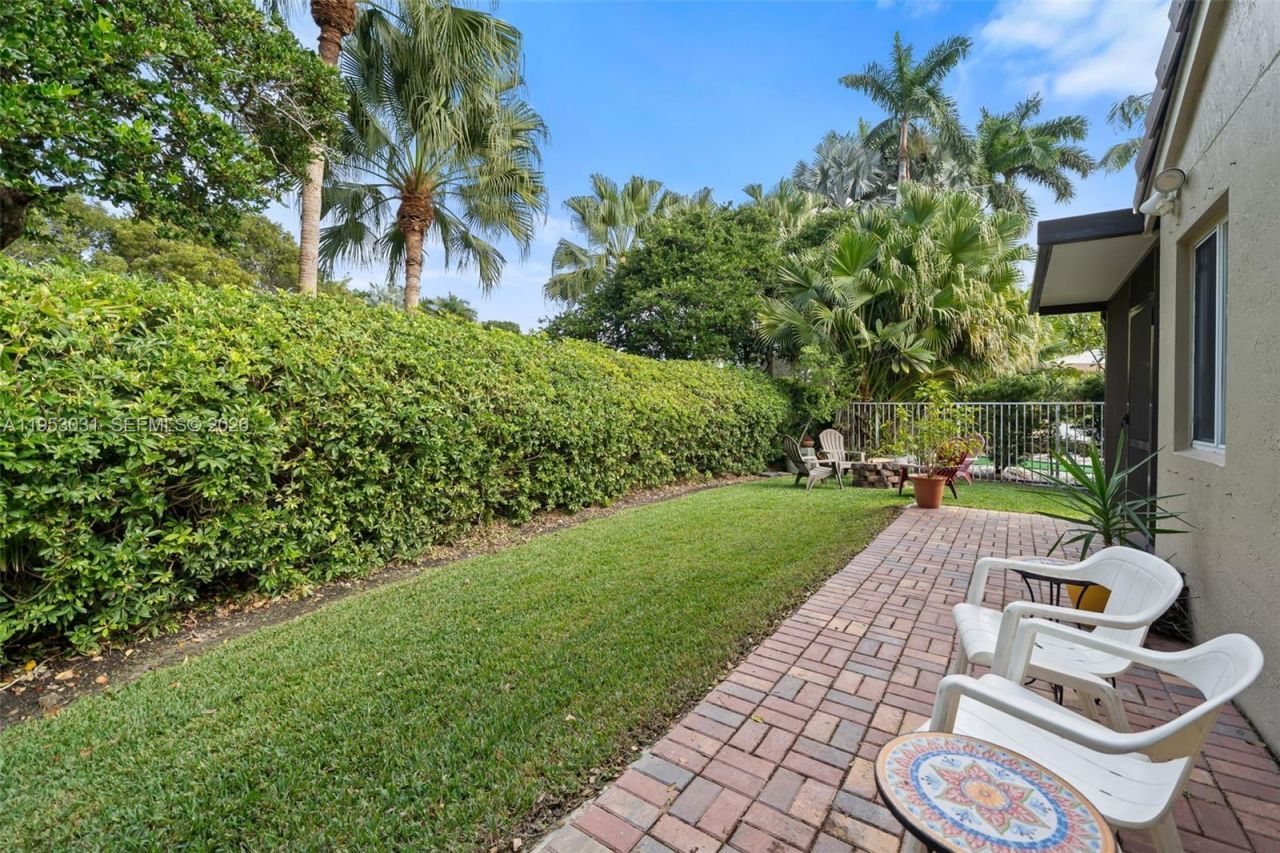 4036 Pine Ridge Ln, Weston, FL 33331 Photo