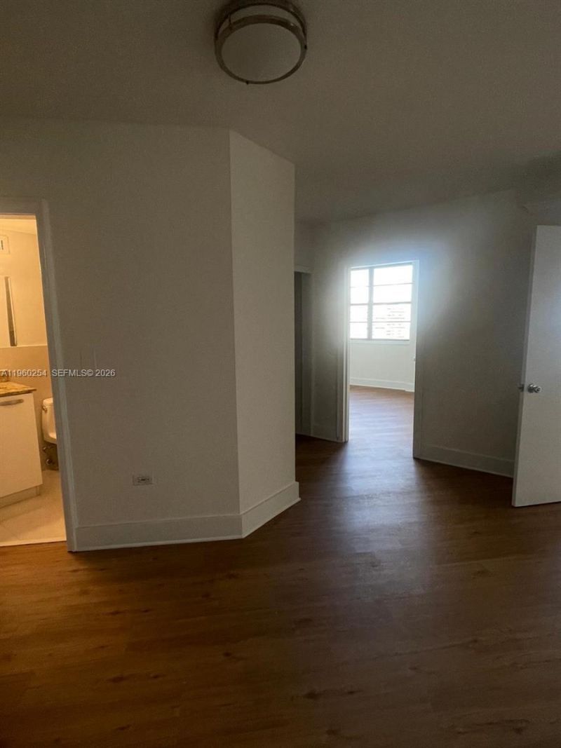 999 Brickell Bay Drive, Unit 1202, Miami, FL 33131 Photo