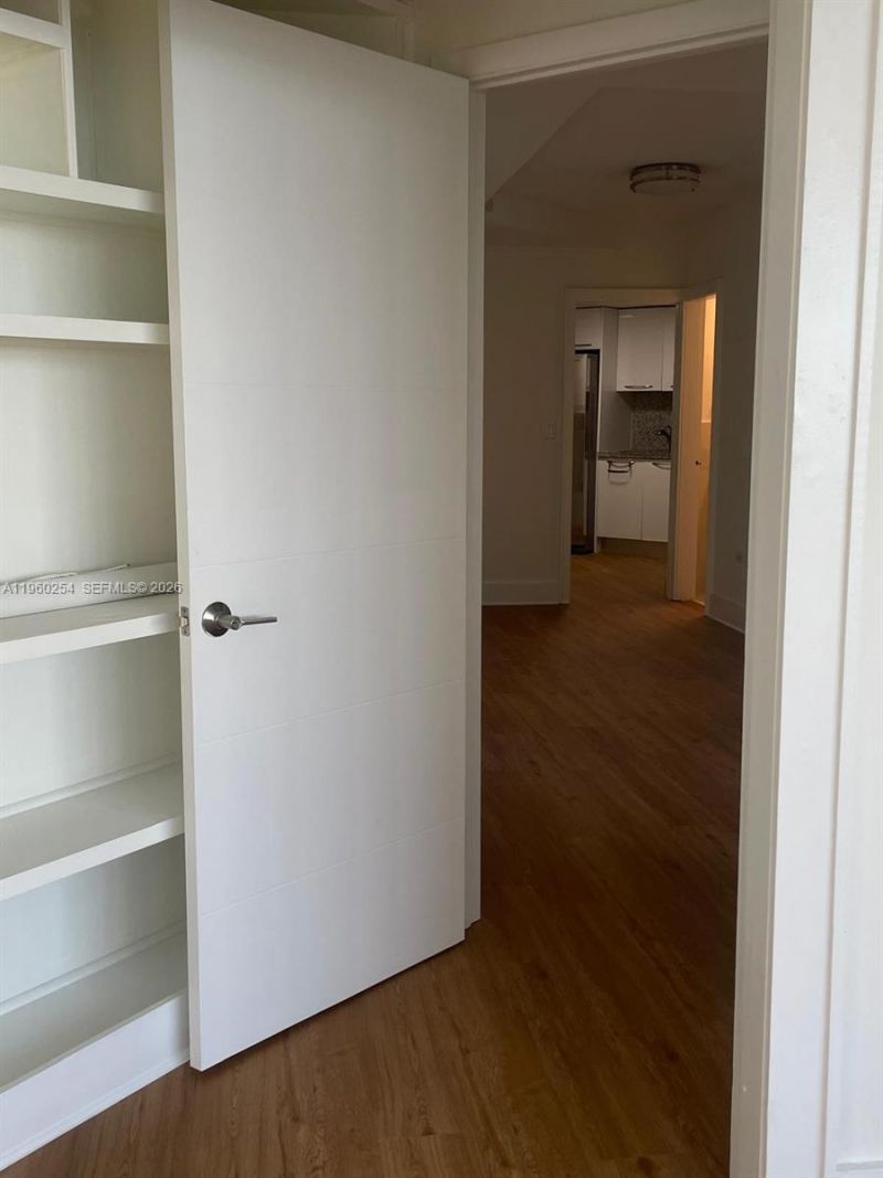 999 Brickell Bay Drive, Unit 1202, Miami, FL 33131 Photo