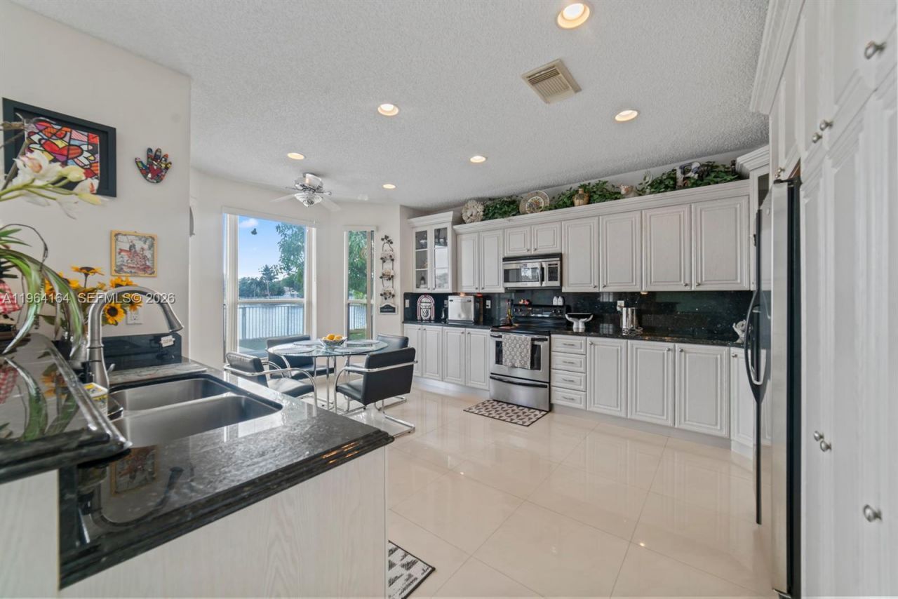 3322 SW 51st St, Hollywood, FL 33312 Photo