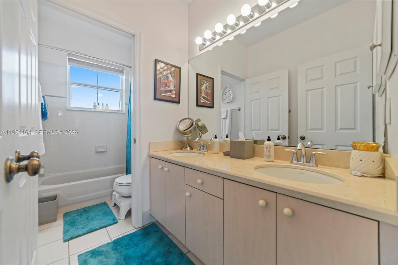 3322 SW 51st St, Hollywood, FL 33312 Photo