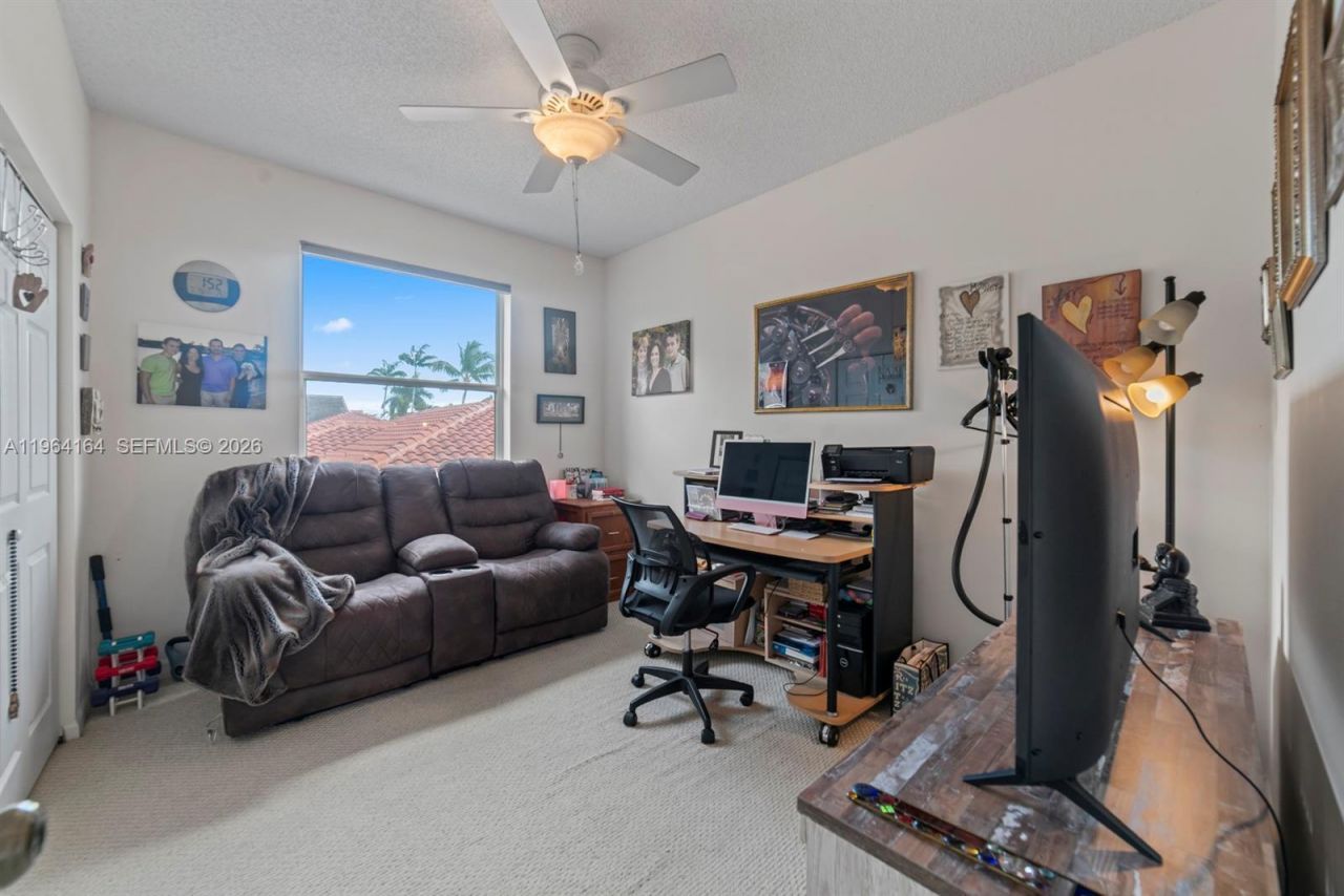 3322 SW 51st St, Hollywood, FL 33312 Photo