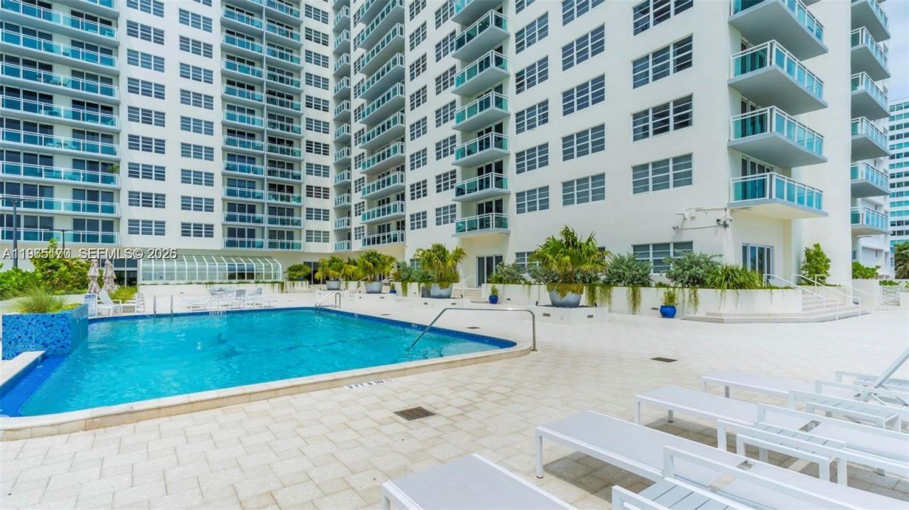 6917 Collins Ave, Unit 820, Miami Beach, FL 33141 Photo