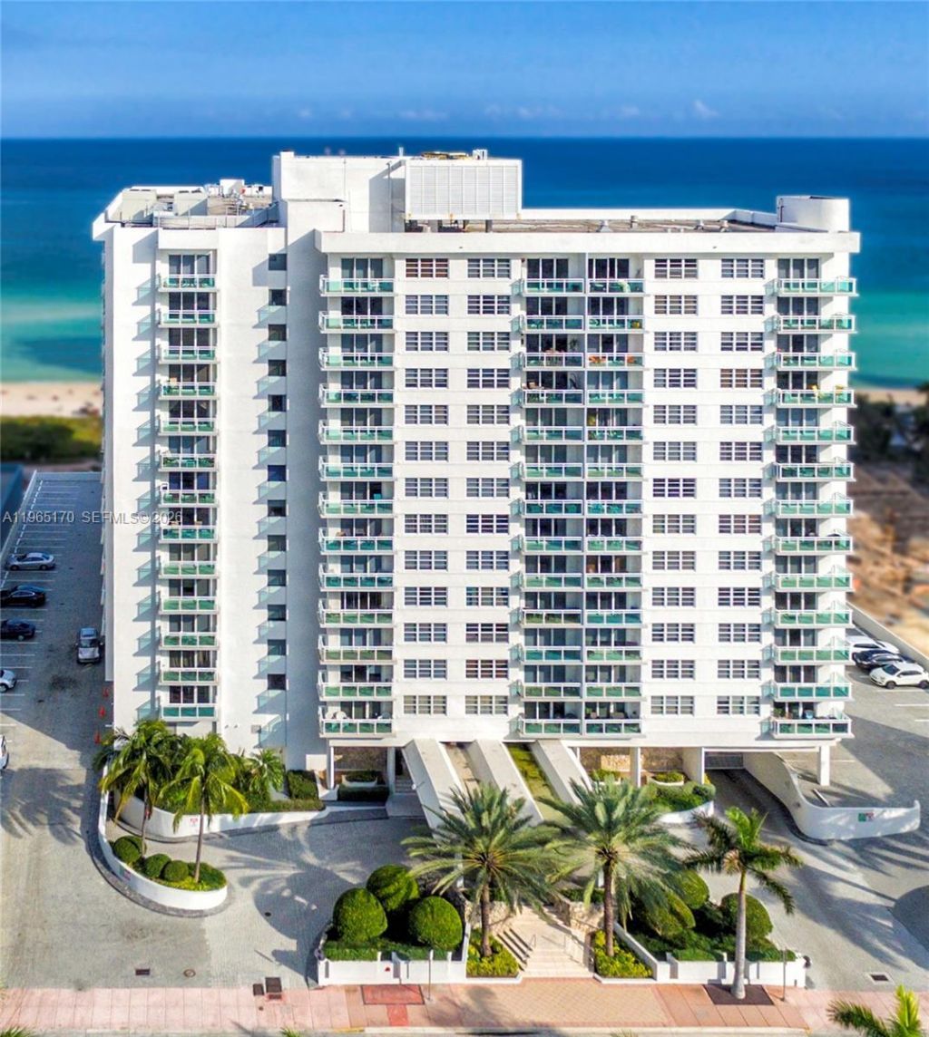 6917 Collins Ave, Unit 820, Miami Beach, FL 33141 Photo