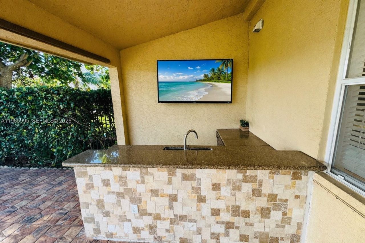 9083 Dupont Place , Wellington, FL 33414 Photo