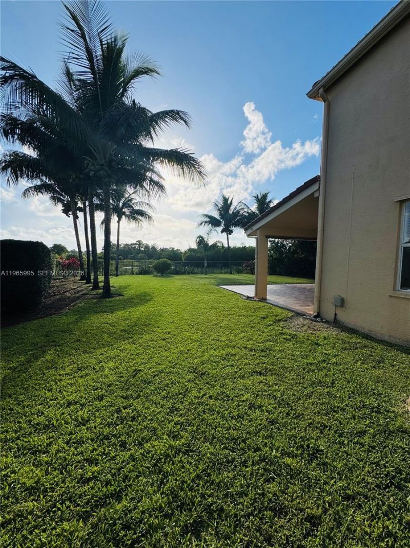 9083 Dupont Place , Wellington, FL 33414 Photo