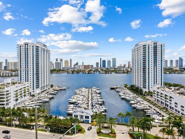 17301 Biscayne Blvd , Unit 2110, North Miami Beach, FL 33160