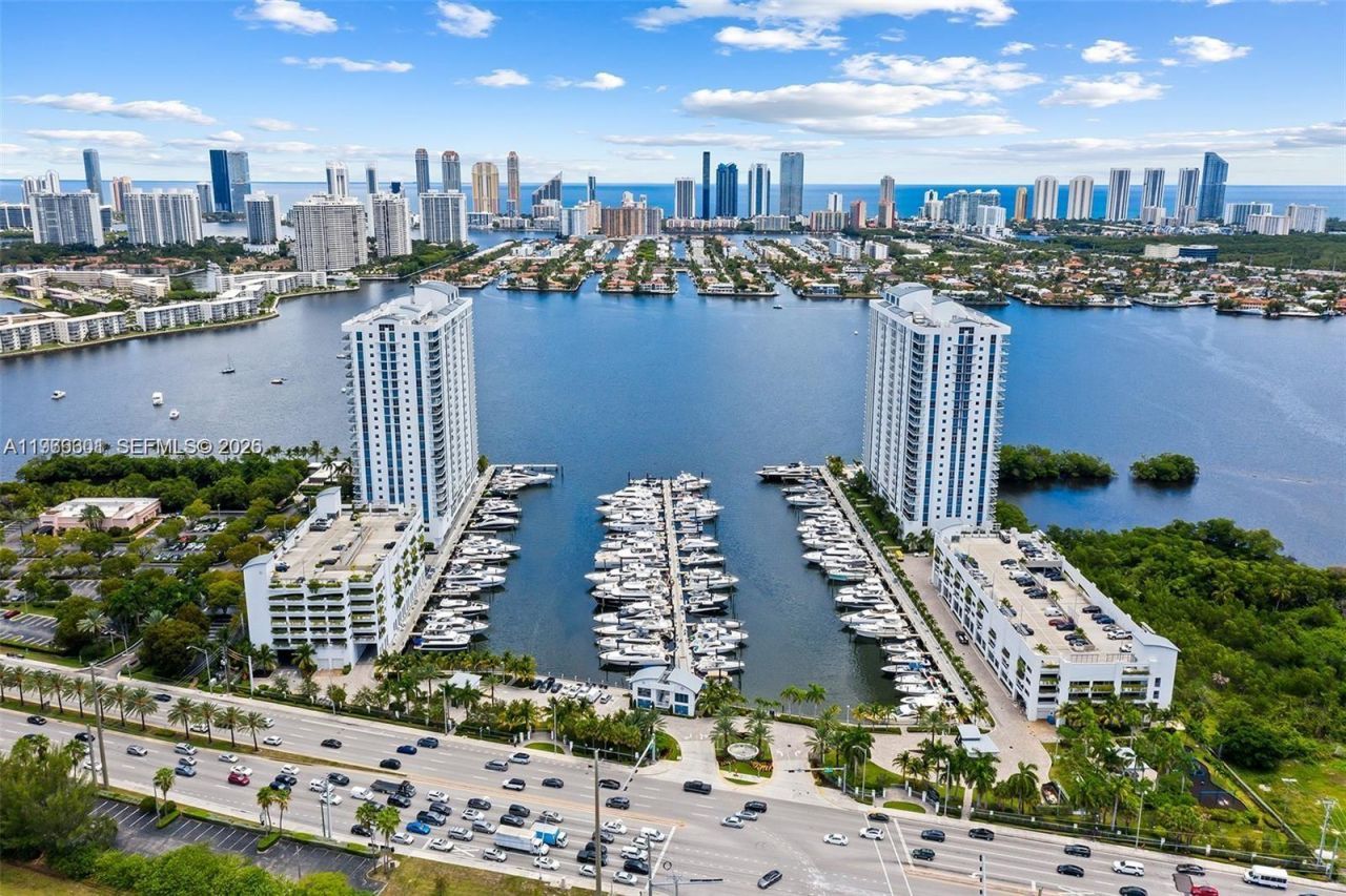 17301 Biscayne Blvd, Unit 2110, North Miami Beach, FL 33160 Photo