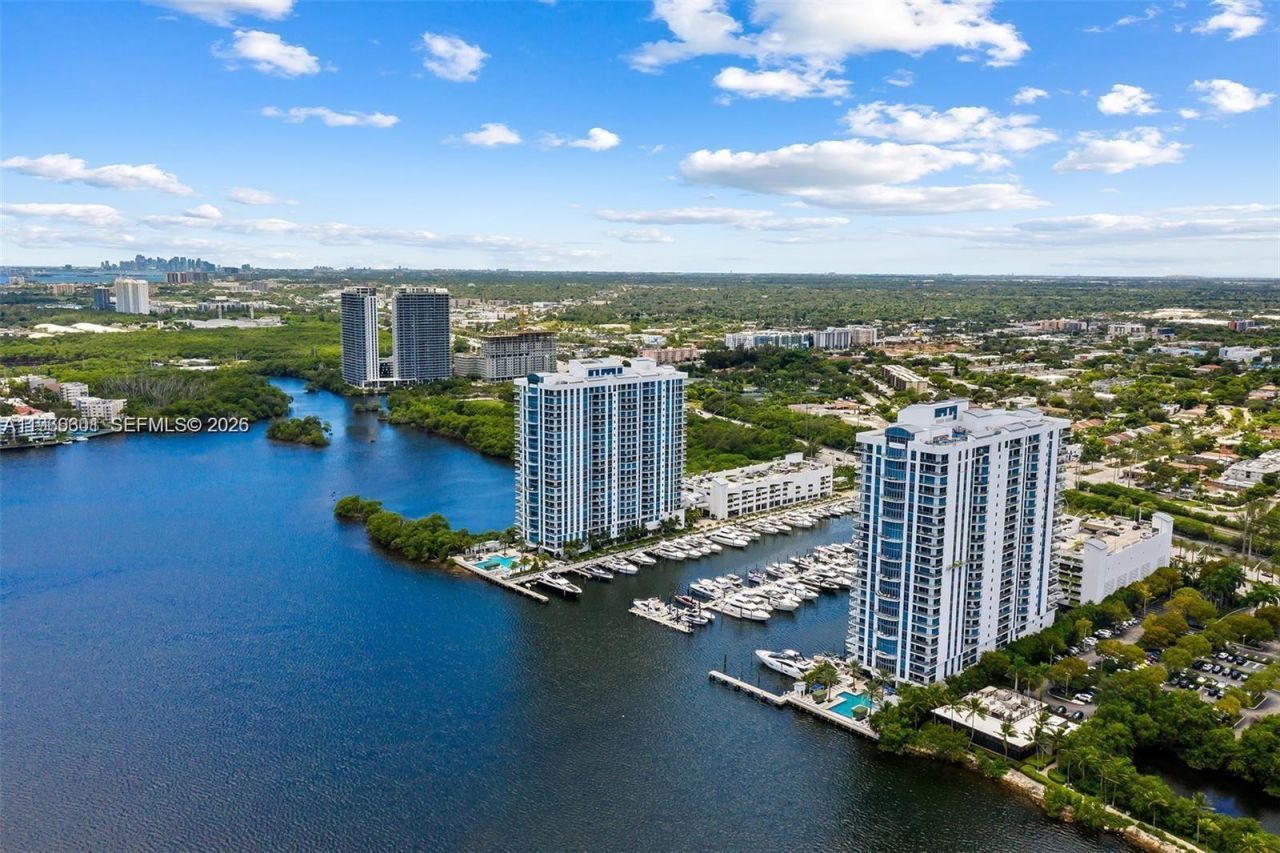 17301 Biscayne Blvd, Unit 2110, North Miami Beach, FL 33160 Photo