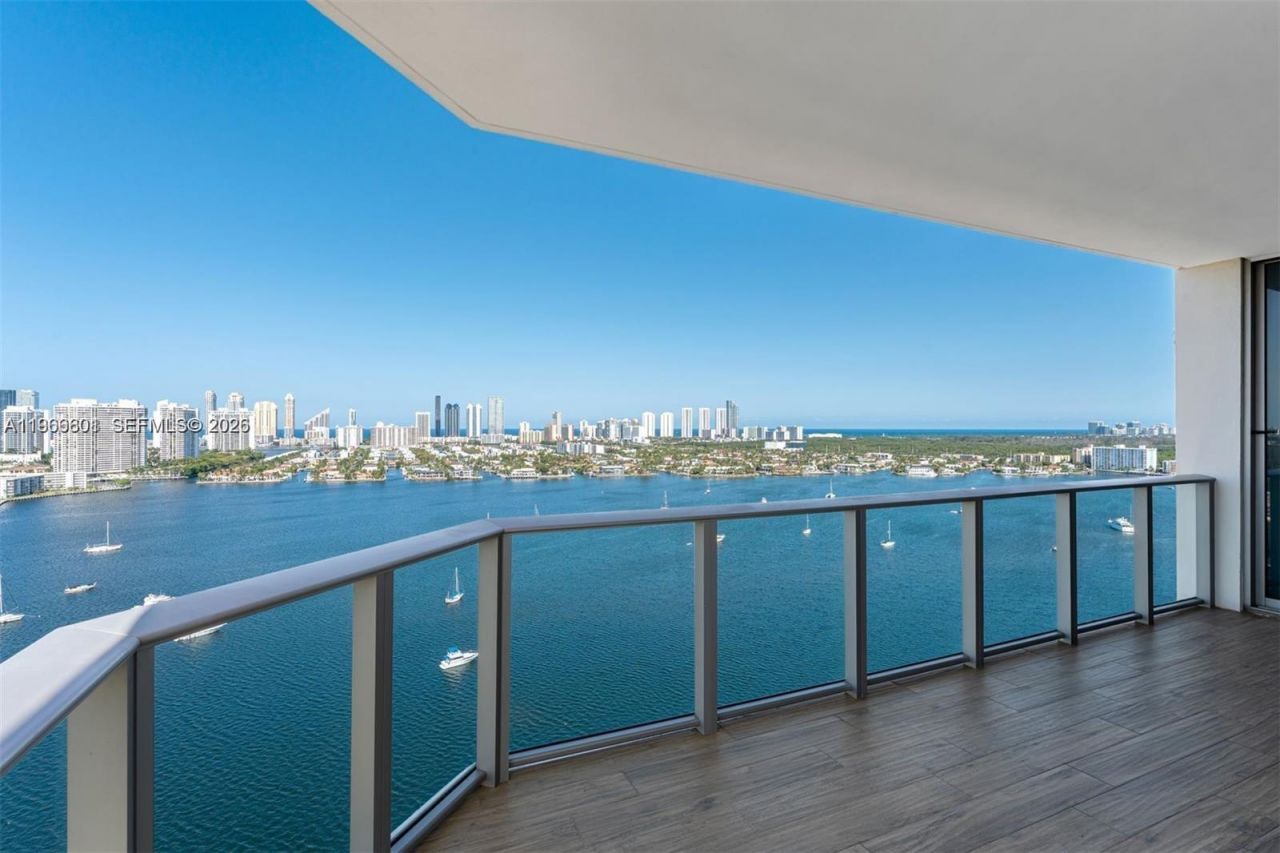 17301 Biscayne Blvd, Unit 2110, North Miami Beach, FL 33160 Photo