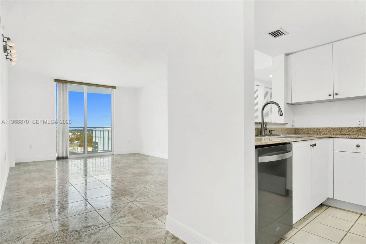 60 NW 37th Ave, Unit 1004, Miami, FL 33125 Photo