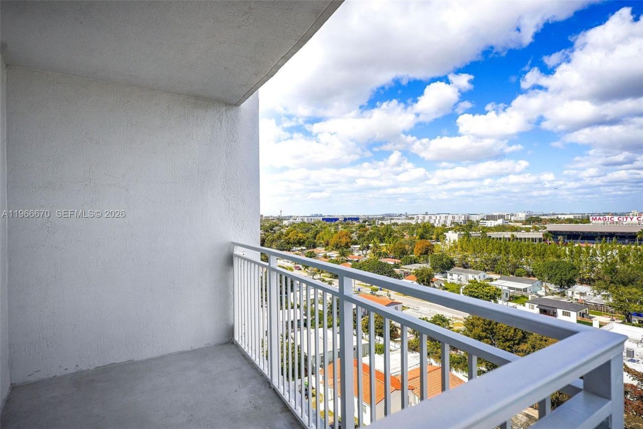60 NW 37th Ave, Unit 1004, Miami, FL 33125 Photo