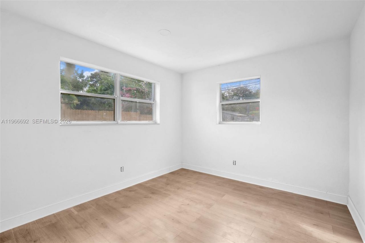 841 NW 15th Ter, Fort Lauderdale, FL 33311 Photo