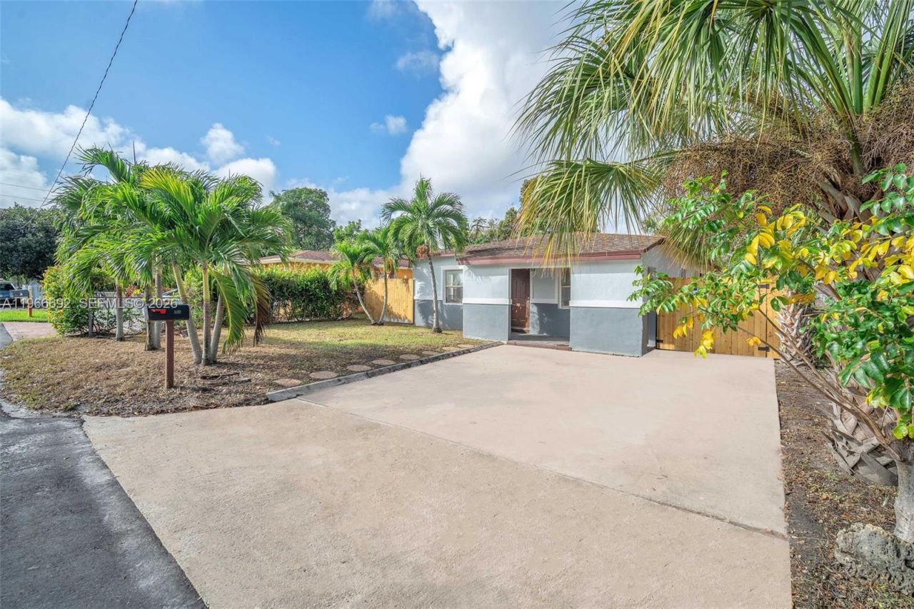 841 NW 15th Ter, Fort Lauderdale, FL 33311 Photo