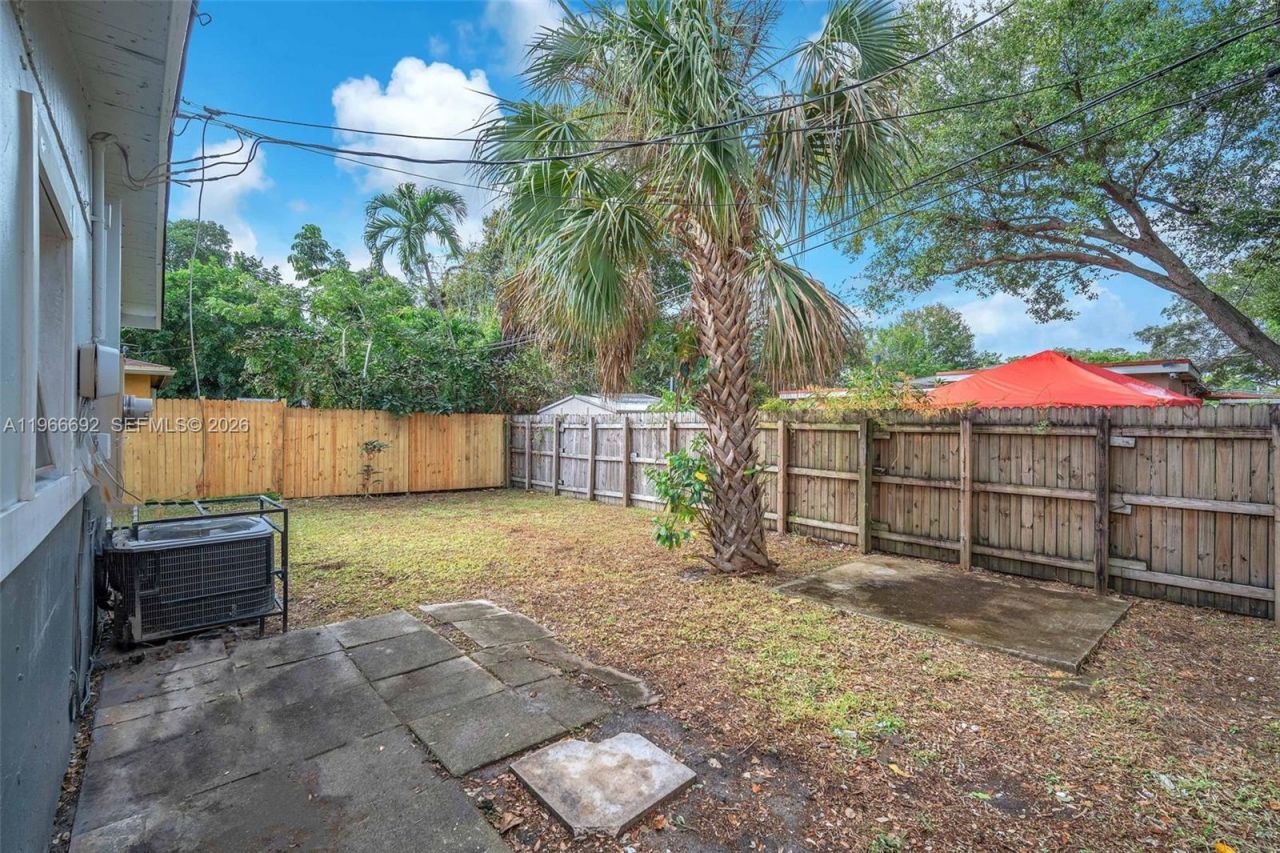 841 NW 15th Ter, Fort Lauderdale, FL 33311 Photo