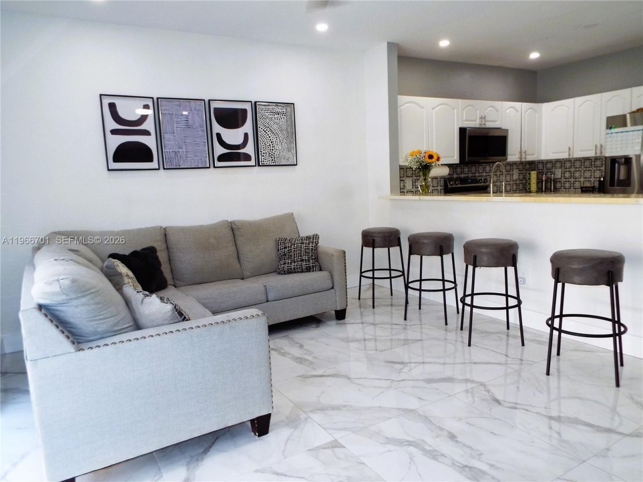 21470 SW 85th Path , Cutler Bay, FL 33189 Photo