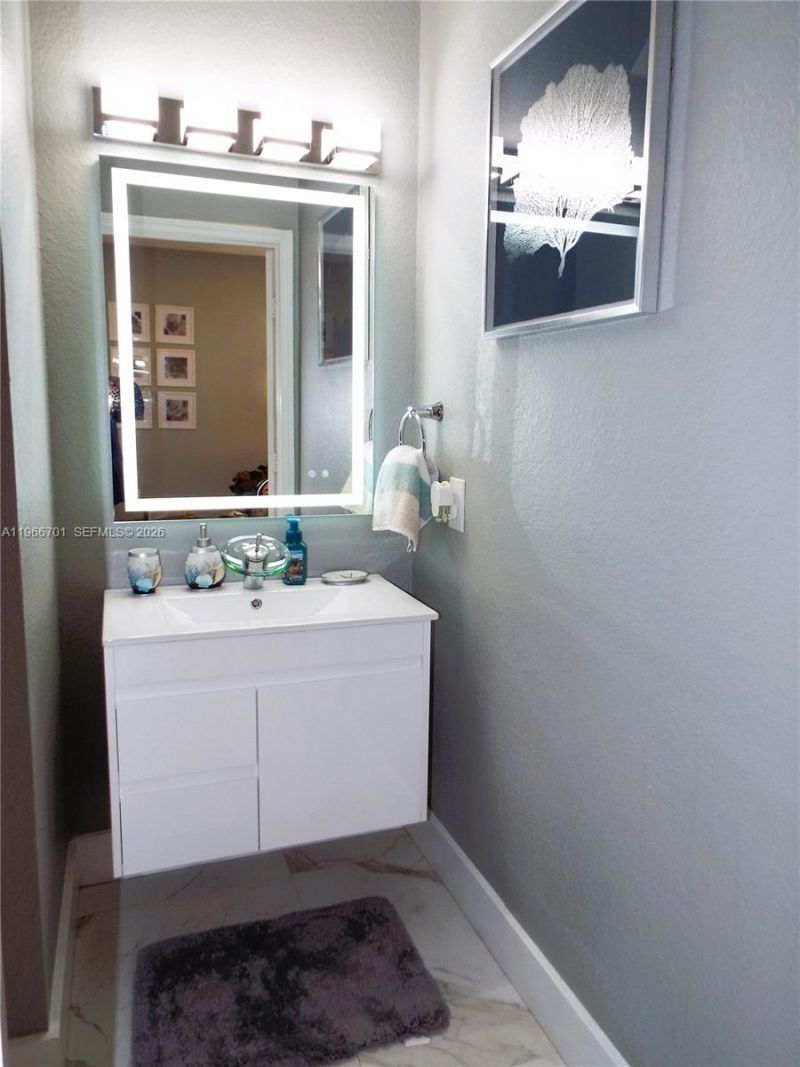 21470 SW 85th Path , Cutler Bay, FL 33189 Photo