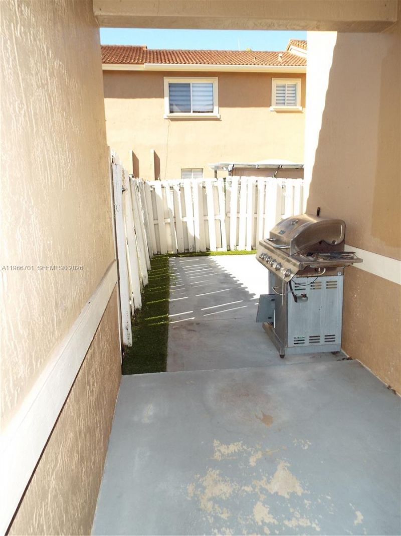 21470 SW 85th Path , Cutler Bay, FL 33189 Photo