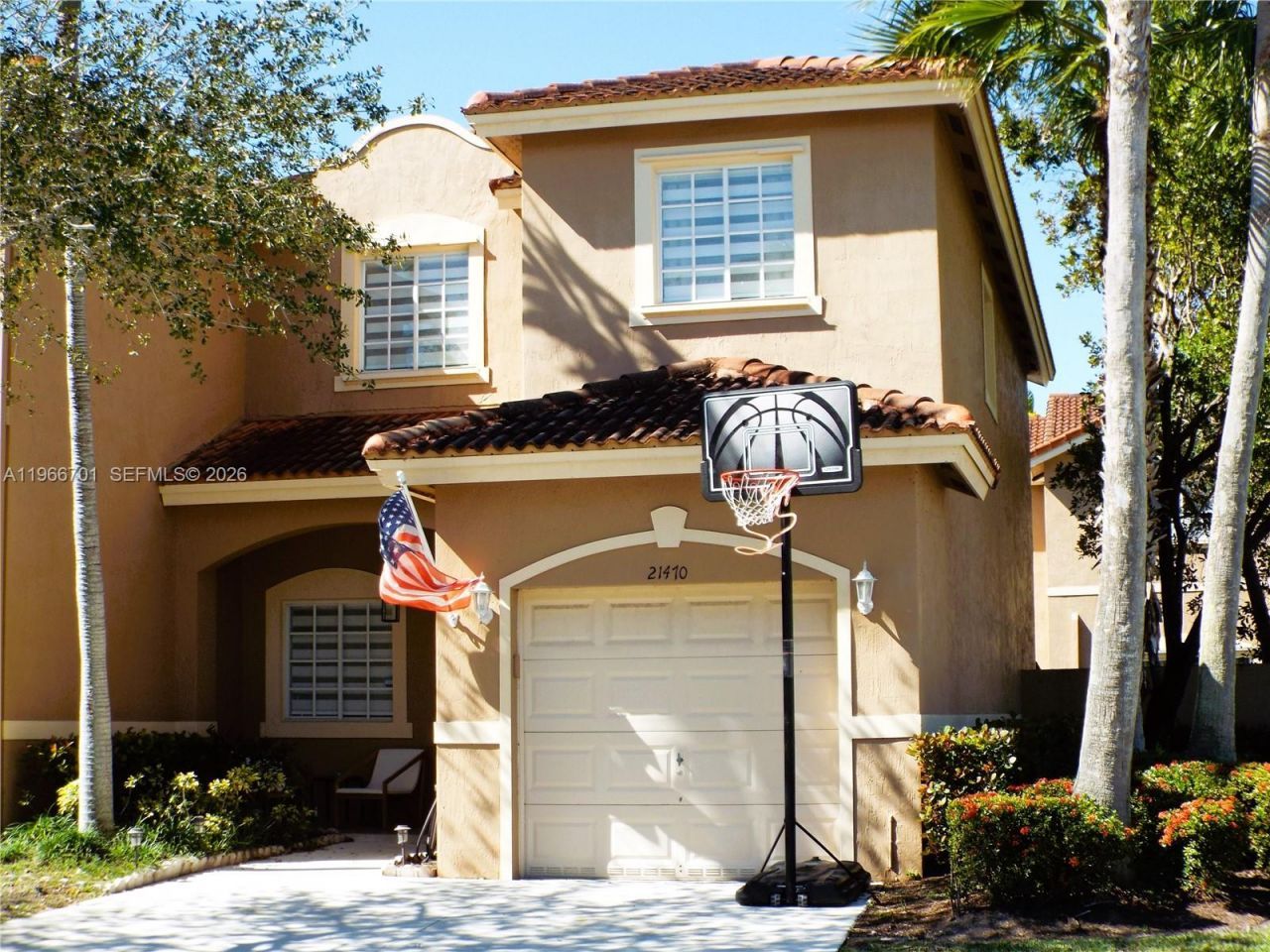 21470 SW 85th Path , Cutler Bay, FL 33189 Photo