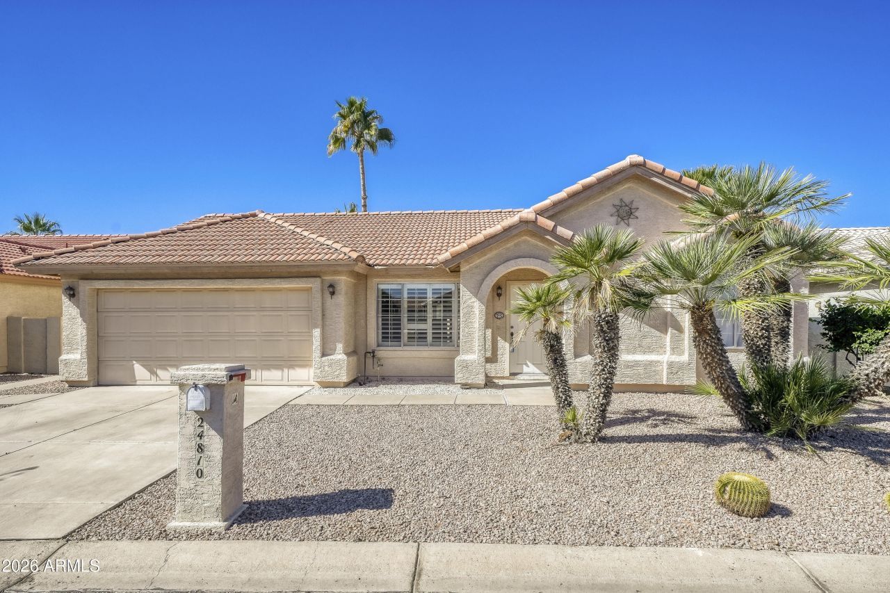 24810 S Foxglenn Drive, Sun Lakes, AZ 85248 Main Photo