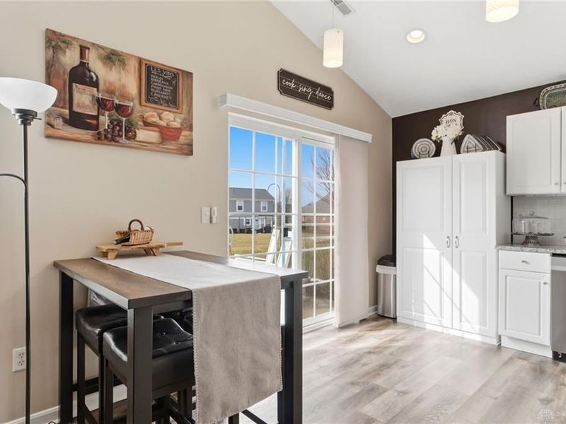 1413 Runnymeade Way, Beavercreek Township, OH 45385 Photo 14