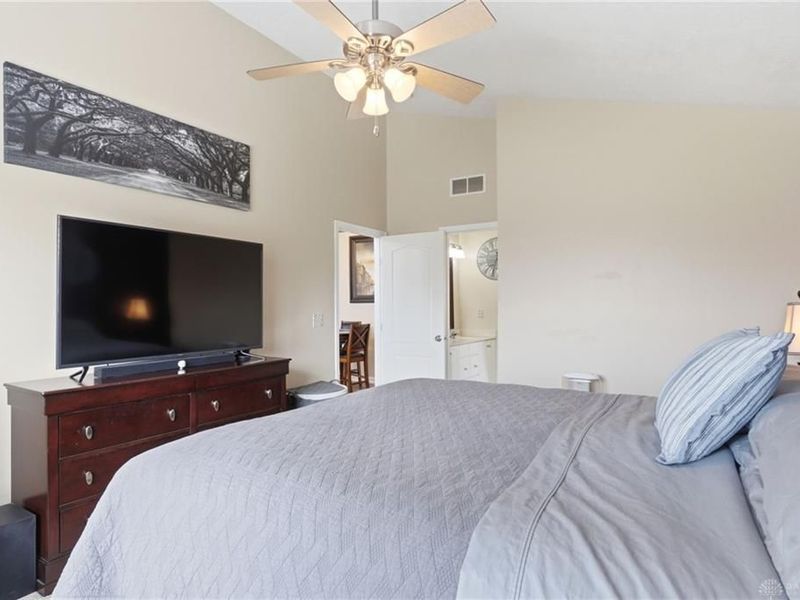 1413 Runnymeade Way, Beavercreek Township, OH 45385 Photo 18